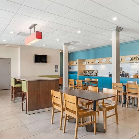 Country Inn & Suites By Radisson, Metairie New Orleans , La מראה חיצוני תמונה